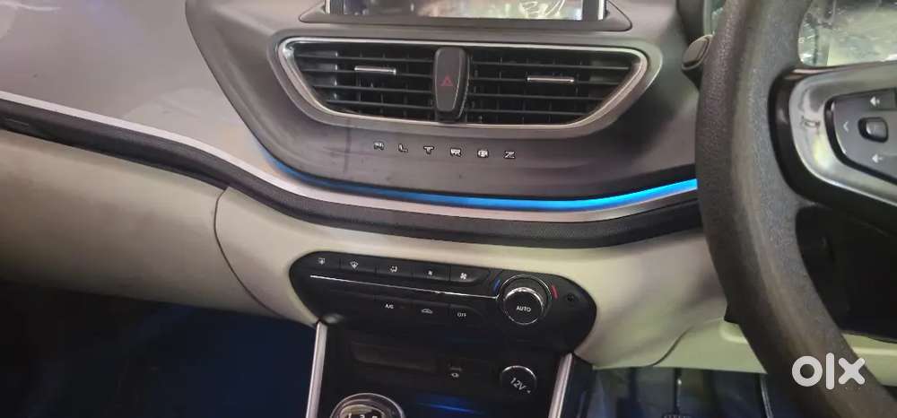 Tata Altroz 2021  November Diesel Well Maintained Company Service