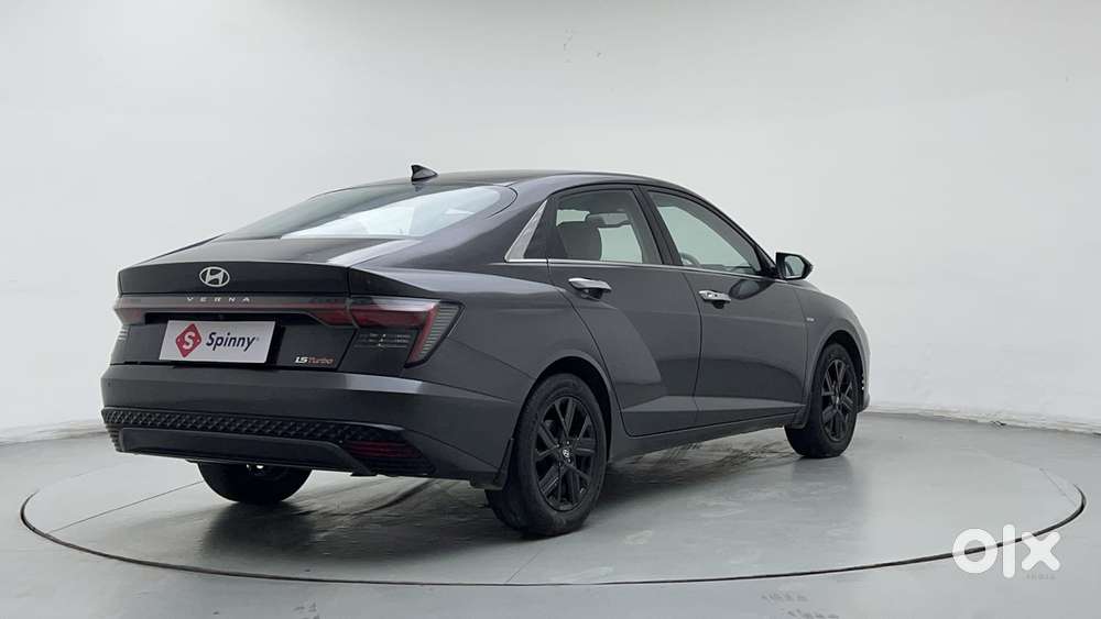 Hyundai Verna 1.5 Sx (o) Turbo Petrol Dct, 2023, Petrol