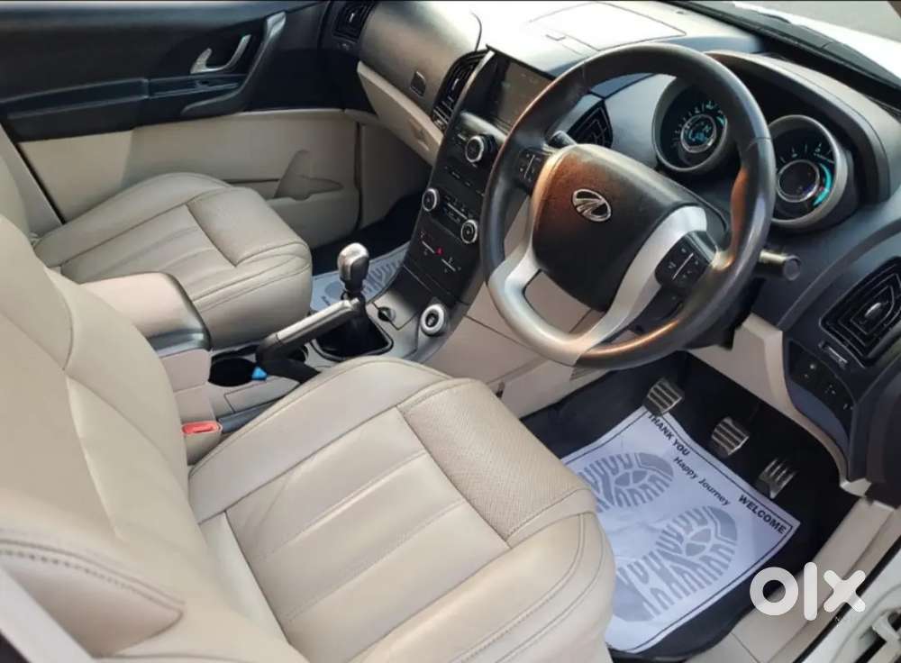 Mahindra Xuv500 2.2 2015 Top Model With Sunroof