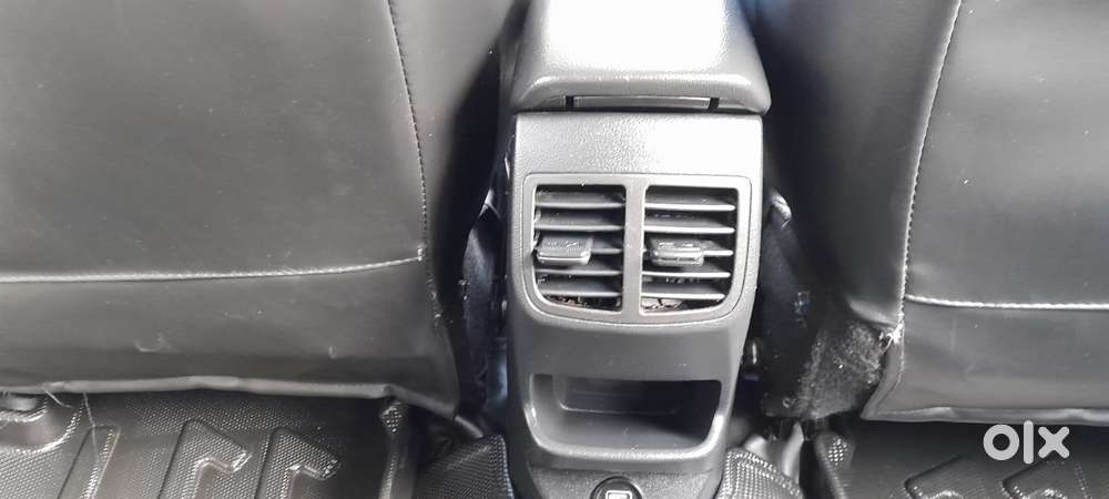 Hyundai I20 Sportz 1.2 Ivt, 2023, Petrol