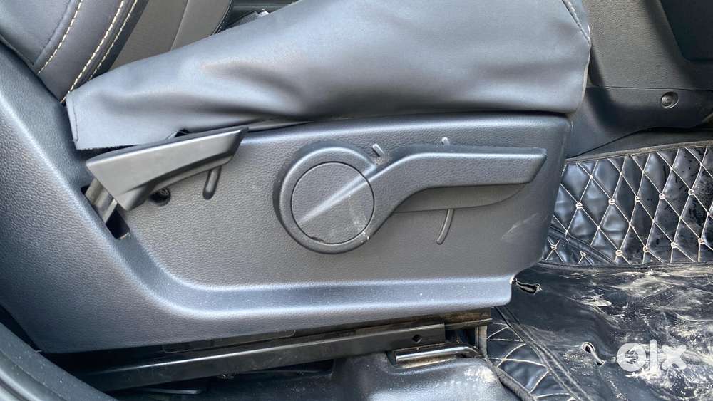 Mahindra Thar Lx 4-str Hard Top At, 2021, Petrol