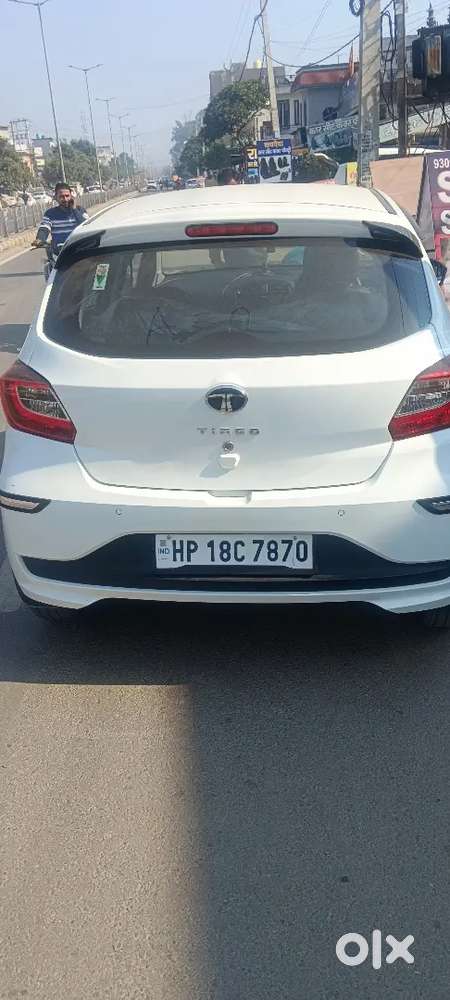 Yah Bahut Hi Badhiya Kar Hai Tata Tiago