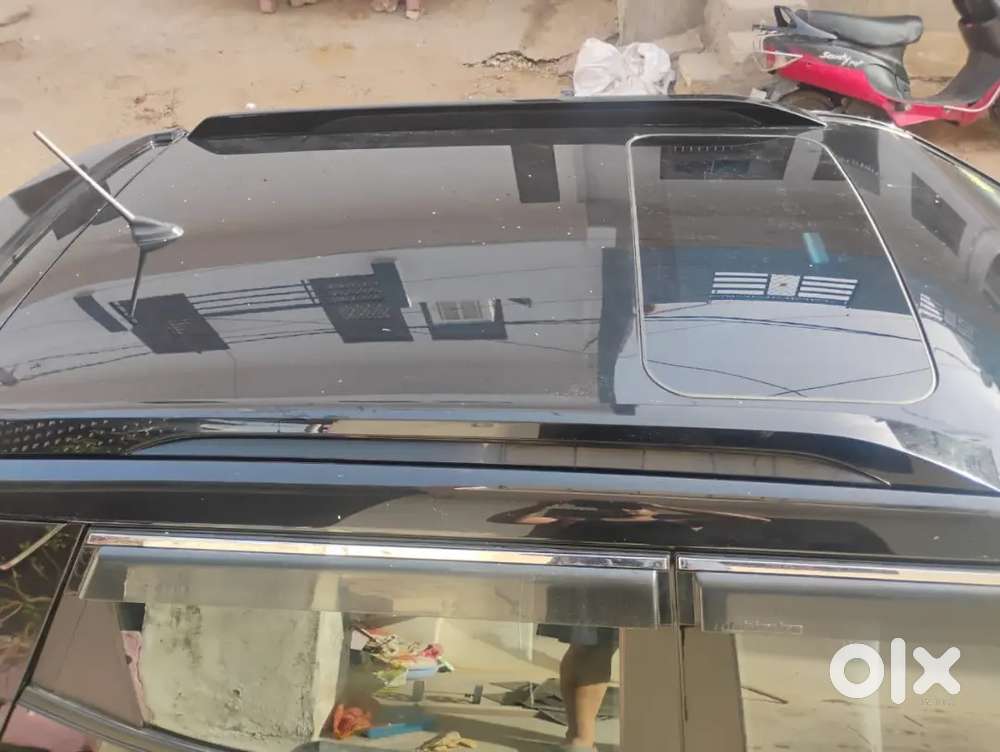 Mahindra Xuv 3xo 2025 Diesel 11000 Km Driven