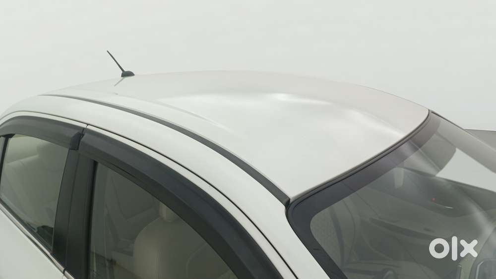 Maruti Suzuki Swift Dzire Zxi + Mt, 2018, Petrol