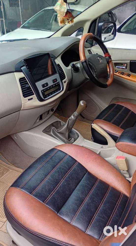 Toyota Innova 2.5 V 7 Str, 2011, Diesel