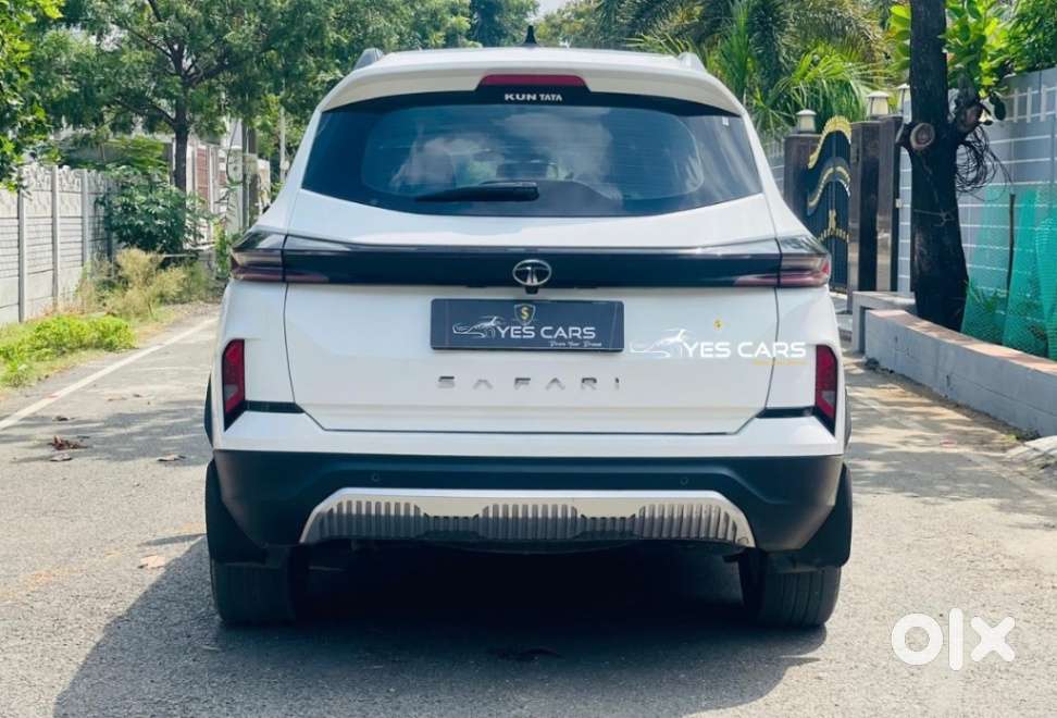 Tata Safari Accomplished Dual Tone, 2024, Diesel