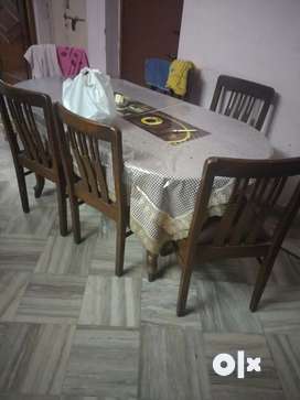 Dining table deals 6 seater olx