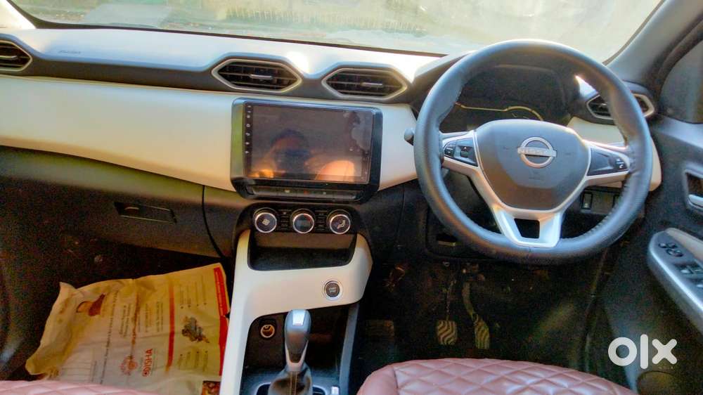 Nissan Magnite Xv Turbo, 2022, Petrol