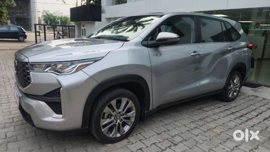 Toyota Innova Hycross Zx(o), 2024, Petrol