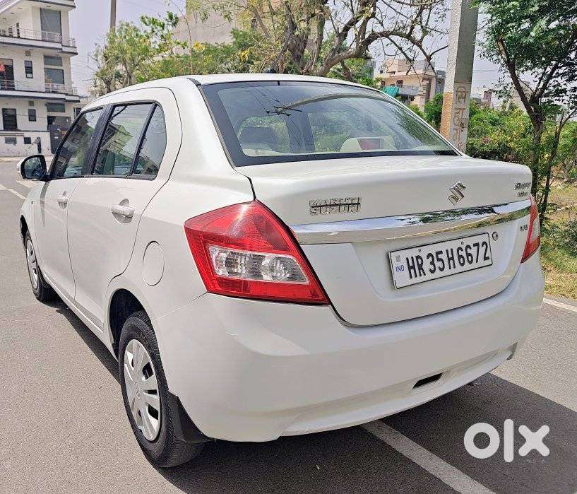 Maruti Suzuki Swift Dzire 1.2 Vxi Bsiv, 2013, Petrol