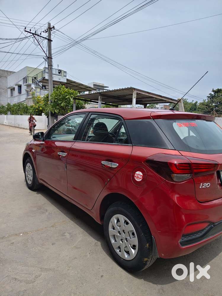 Hyundai I20 Era 1.2 Bs-iv, 2018, Petrol