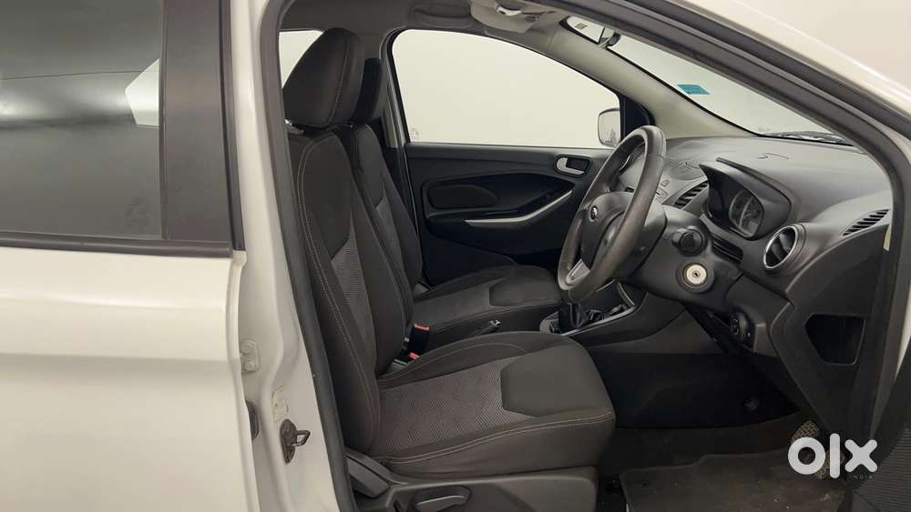Ford Figo Petrol Titanium, 2017, Petrol