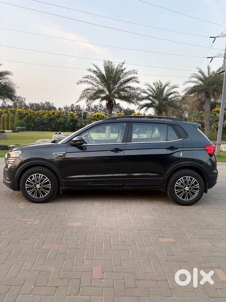 Skoda Kushaq 1.0 Tsi Active, 2022, Petrol