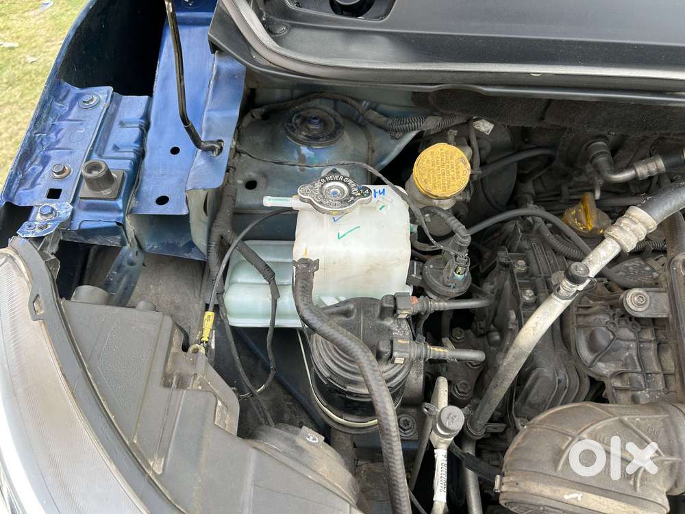 Renault Triber Rxt, 2024, Petrol