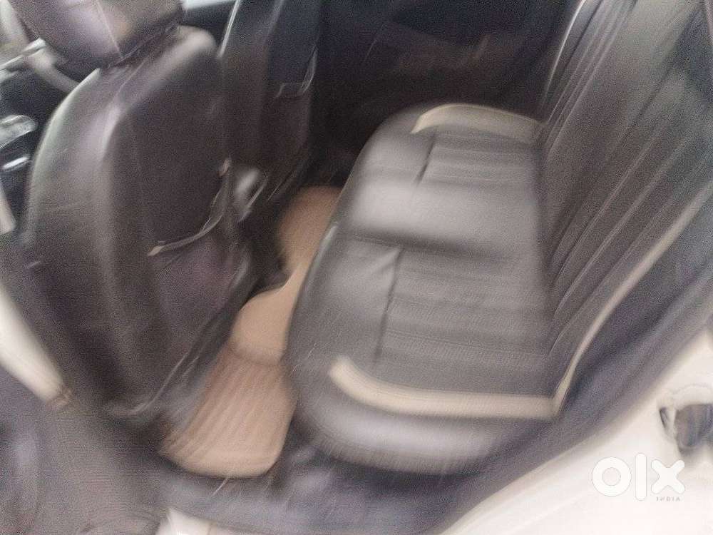 Ford Figo Diesel Titanium, 2012