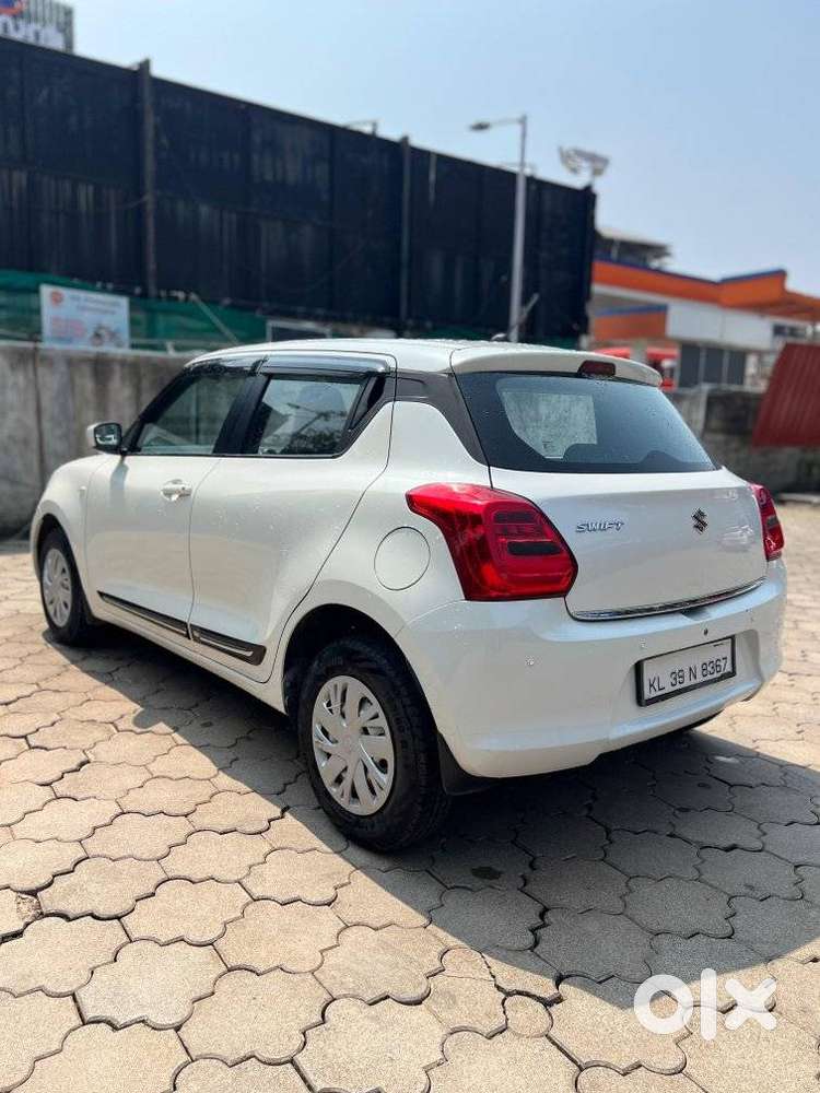 Maruti Suzuki Swift Lxi Option, 2019, Petrol
