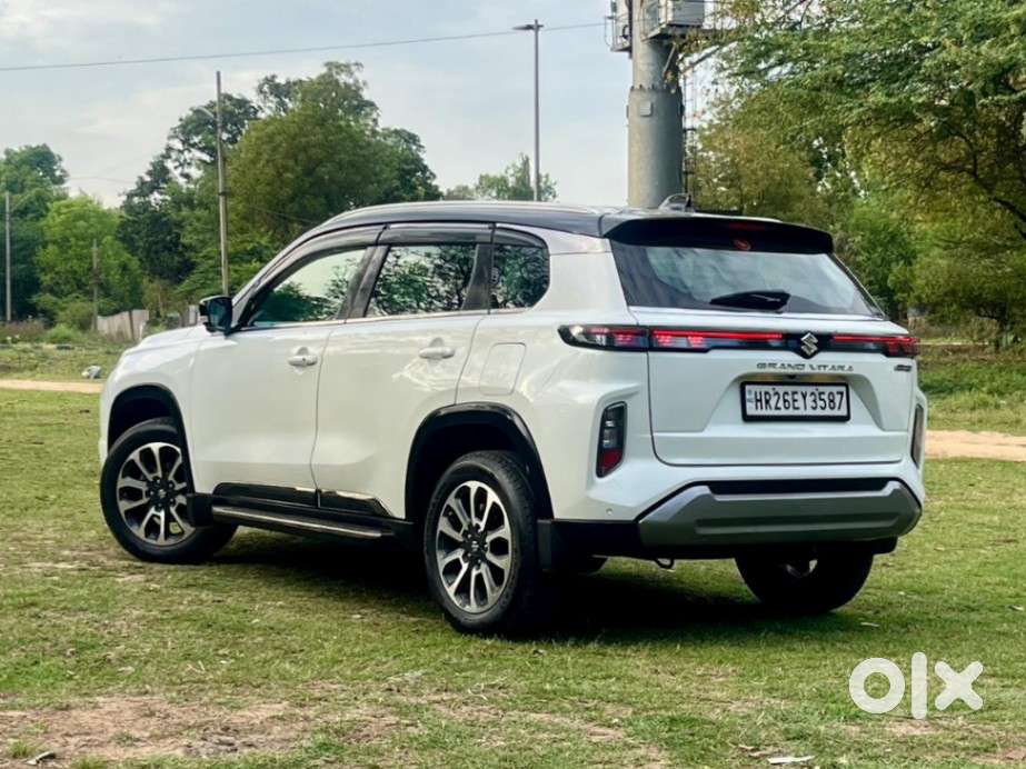 Maruti Suzuki Grand Vitara 1.5 Alpha Smart Hybrid, 2022, Petrol