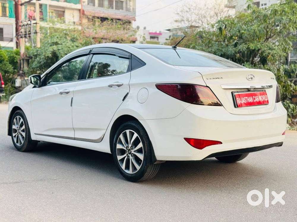 Hyundai Verna, 2015
