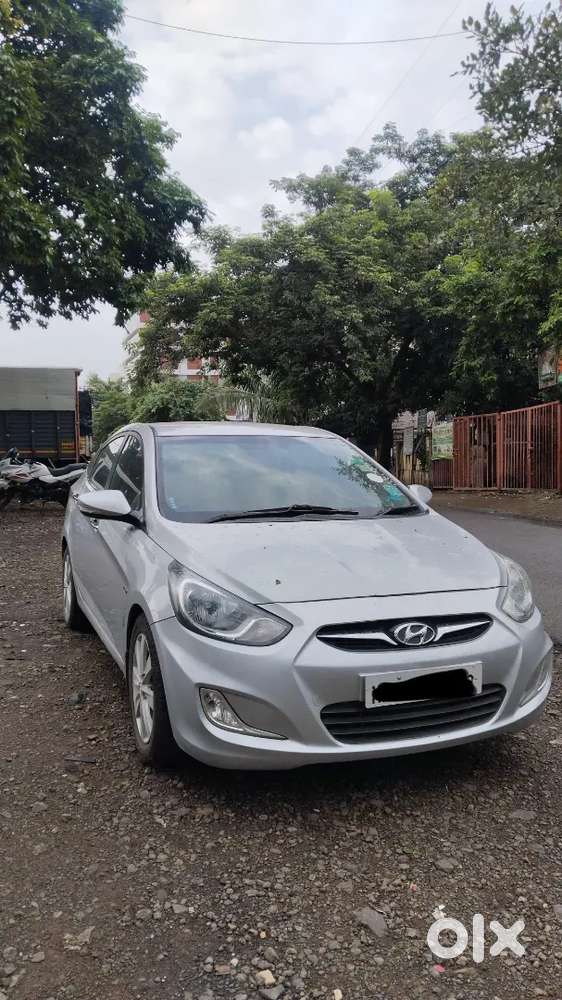 Hyundai Fluidic Verna 2012