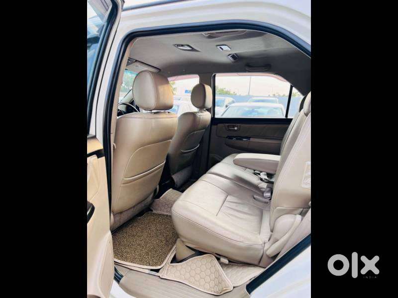 Toyota Fortuner 3.0 4x2 Automatic, 2015, Diesel