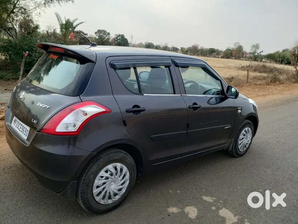 Maruti Suzuki Swift Lxi 2015