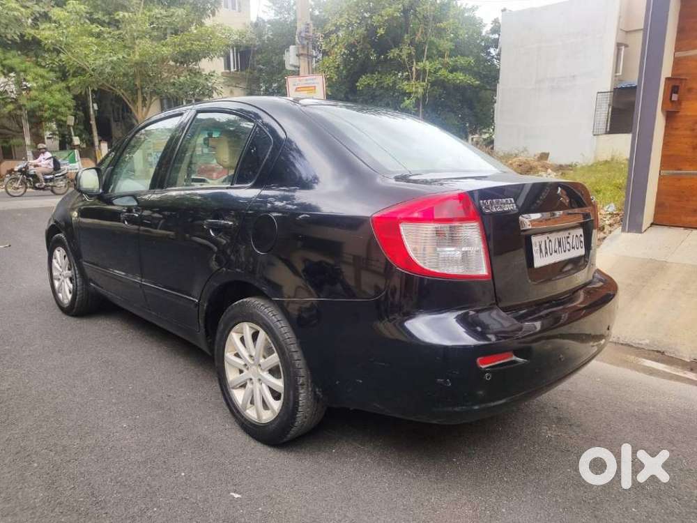 Maruti Suzuki Sx4 Zxi, 2011, Petrol
