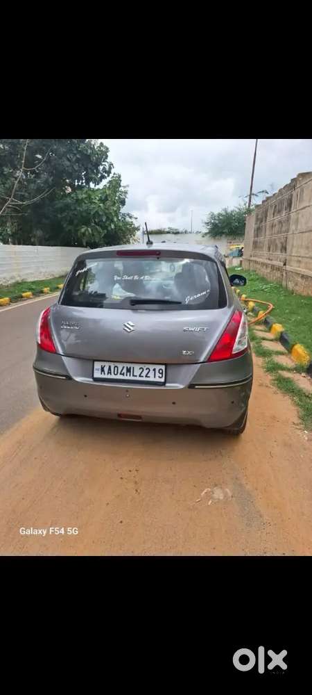 Maruti Suzuki Swift 2012 Petrol 60300 Km Driven