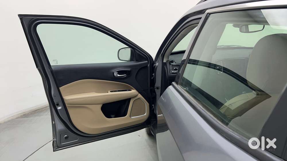 Jeep Compass 1.4 Longitude (o) Petrol Dct, 2019, Petrol