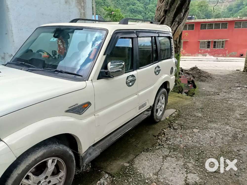 Mahindra Scorpio 2016 Diesel Well Maintained