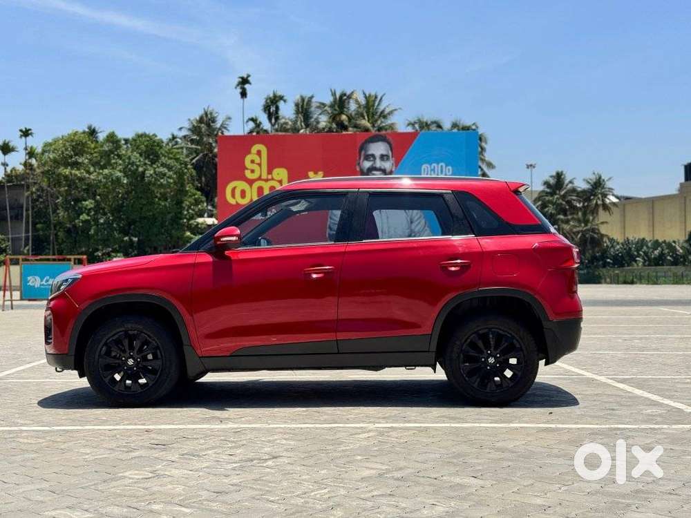 Maruti Suzuki Vitara Brezza 1.5 Zxi At, 2022, Petrol