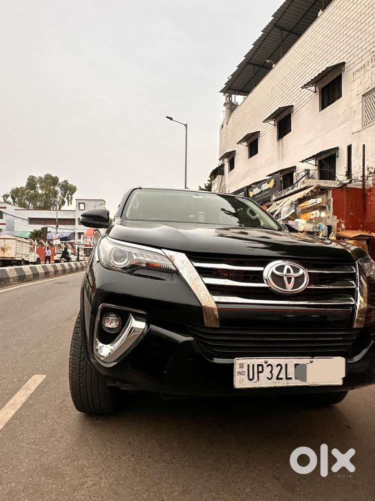 Toyota Fortuner 4x2 At 2.8 Diesel, 2019, Diesel