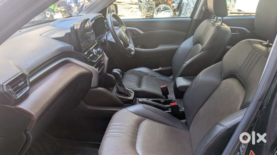 Toyota Urban Cruiser Hyryder 1.5 V Hybrid, 2023, Petrol