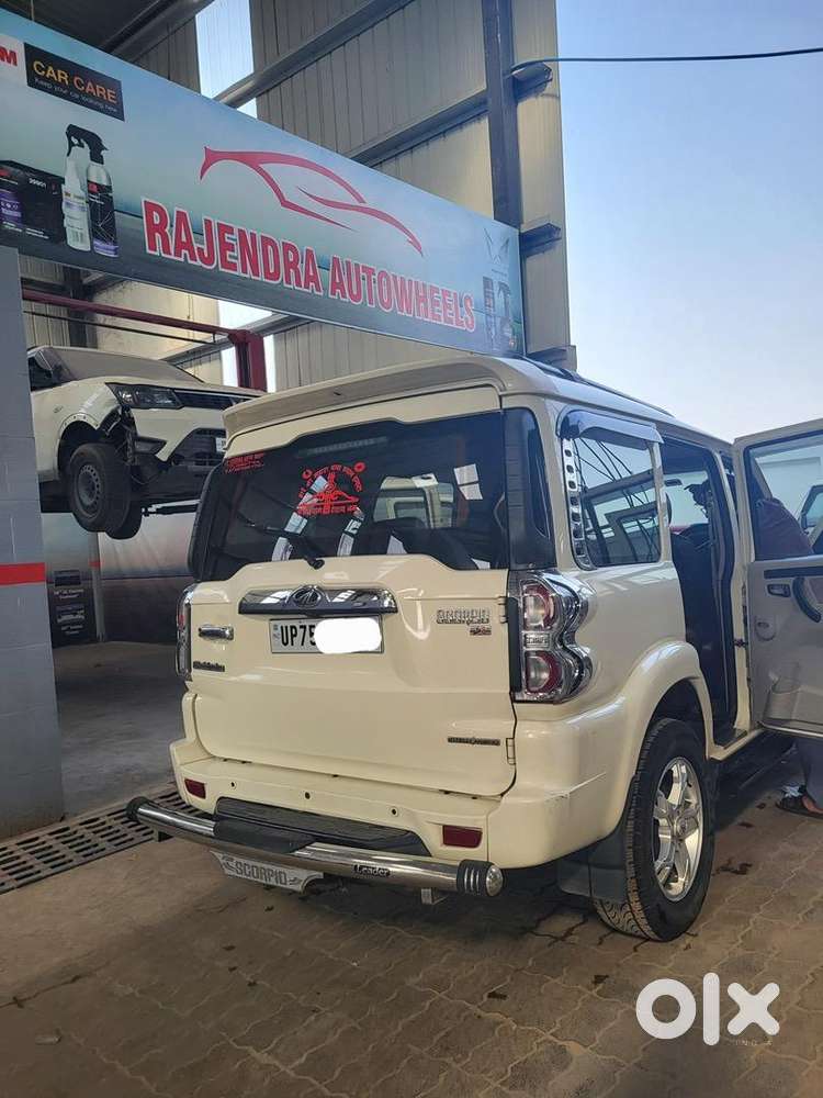 Mahindra Scorpio 2017 Diesel Well Maintained