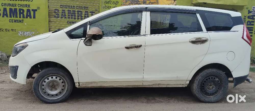 Mahindra Marazzo M4 2019