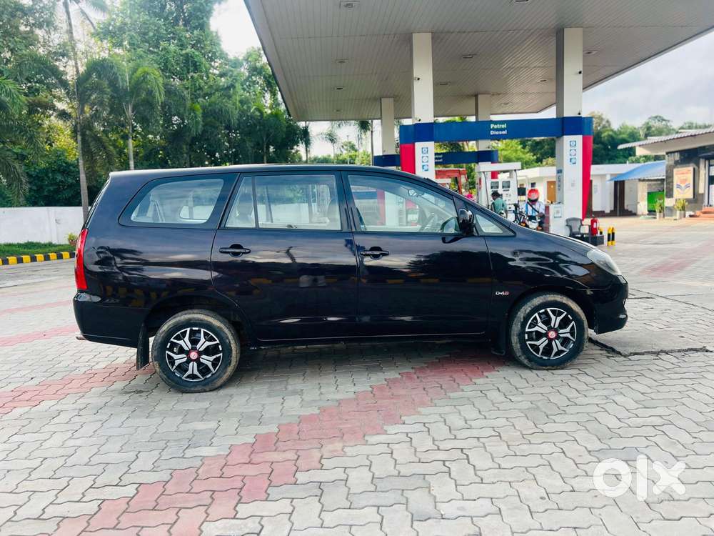 Toyota Innova 2.5 G (diesel) 7 Seater Bs Iv, 2009, Diesel