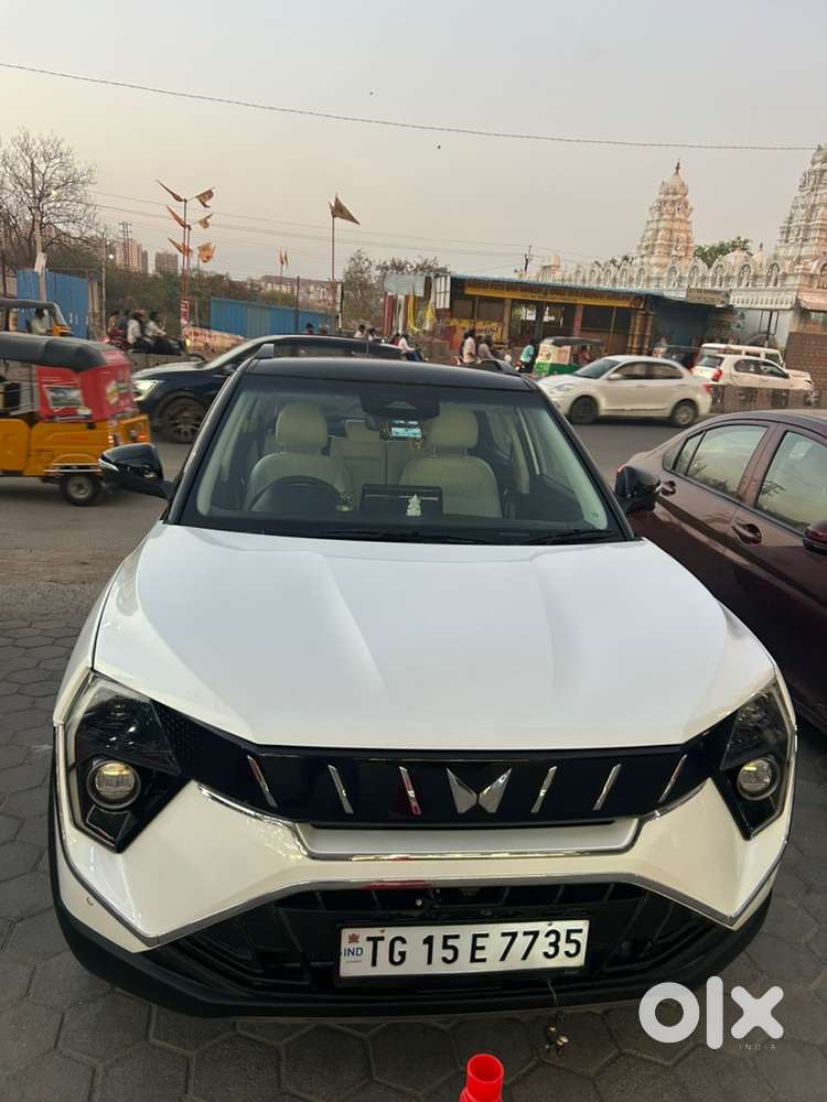 Mahindra Xuv 3xo Petrol 2019