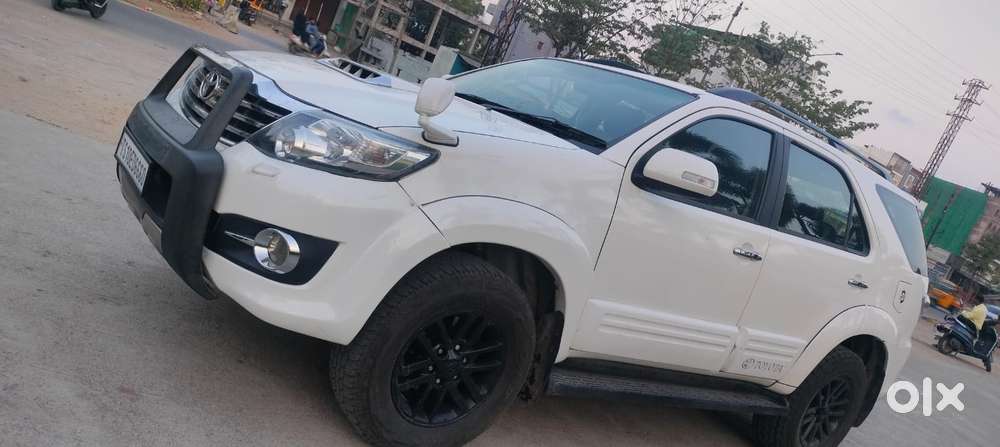 Toyota Fortuner 3.0 4x4 Manual, 2015, Diesel