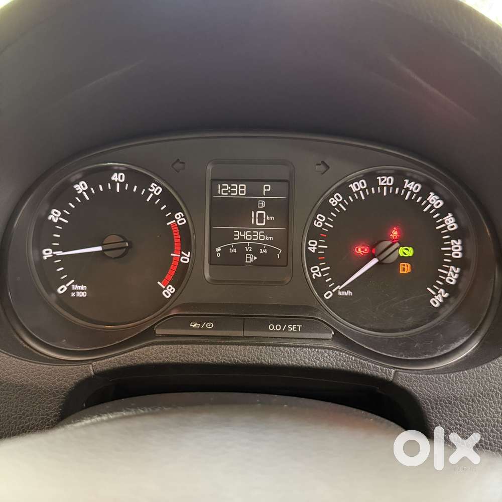 Skoda Rapid 1.0 Style At, 2021, Petrol