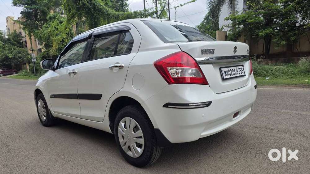 Maruti Suzuki Swift Dzire 1.2 Vxi Bsiv, 2014, Petrol