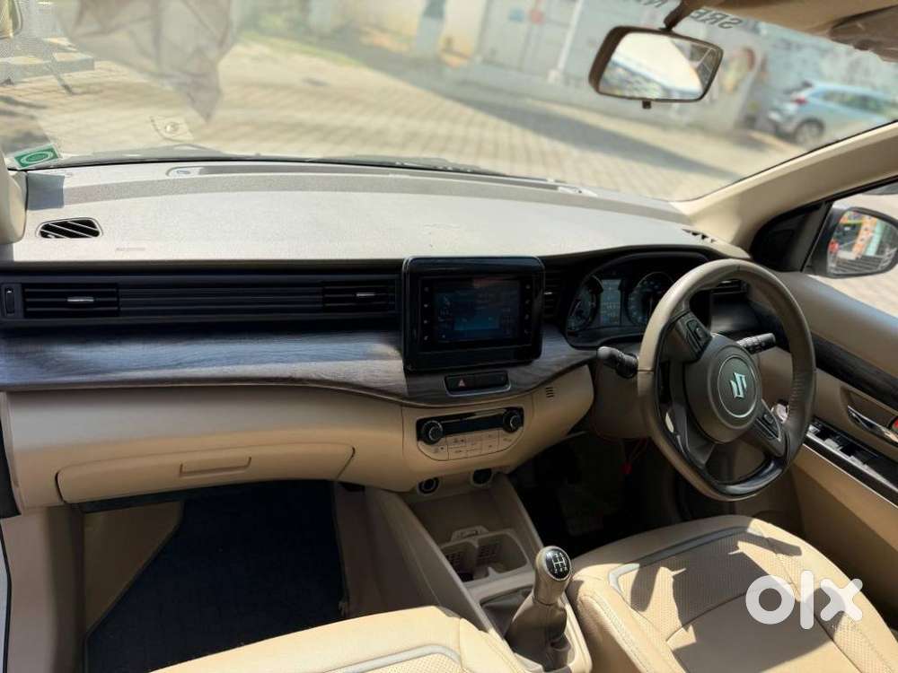 Maruti Suzuki Ertiga 1.5 Zxi Plus Shvs, 2022, Petrol