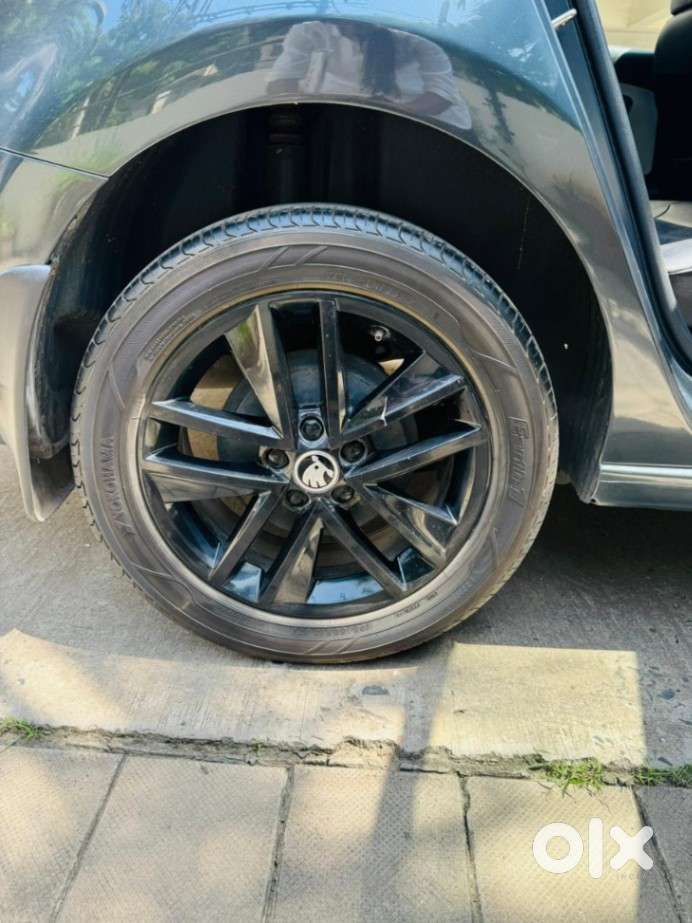 Skoda Rapid 1.0 Ambition Tsi At, 2022, Petrol