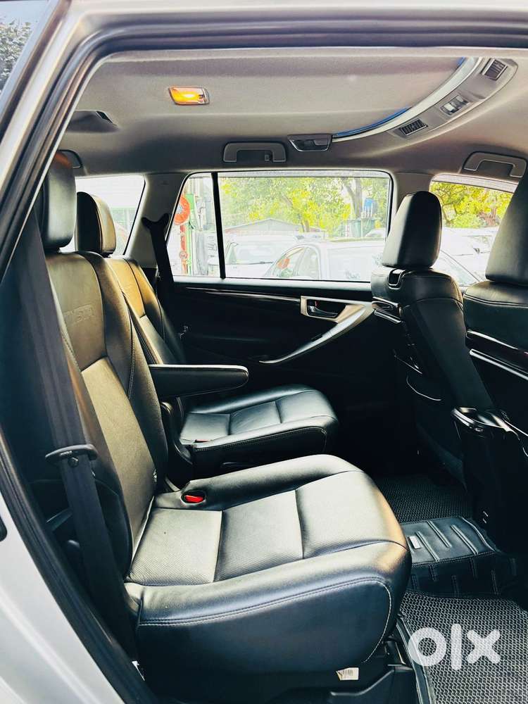 Toyota Innova Crysta 2.4 Z 7 Str, 2022, Diesel