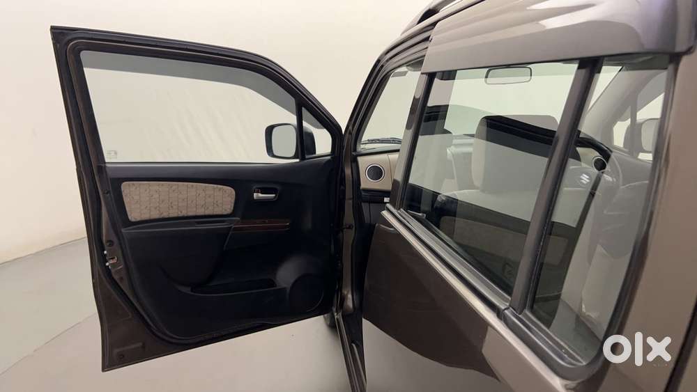 Maruti Suzuki Wagon R 1.0 2015-2019 Vxi Amt, 2017, Petrol