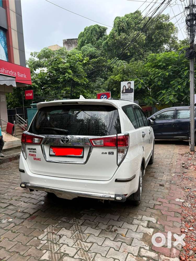 Toyota Innova Crysta 2018