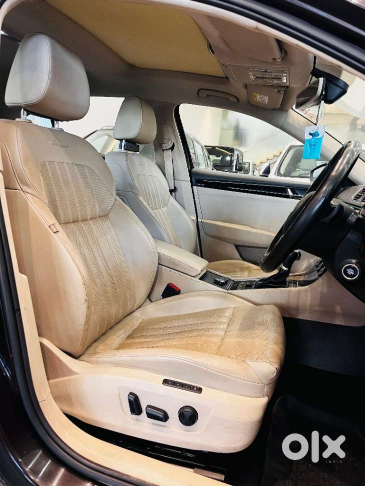 Skoda Superb Laurin And Klement 1.8, 2019, Petrol