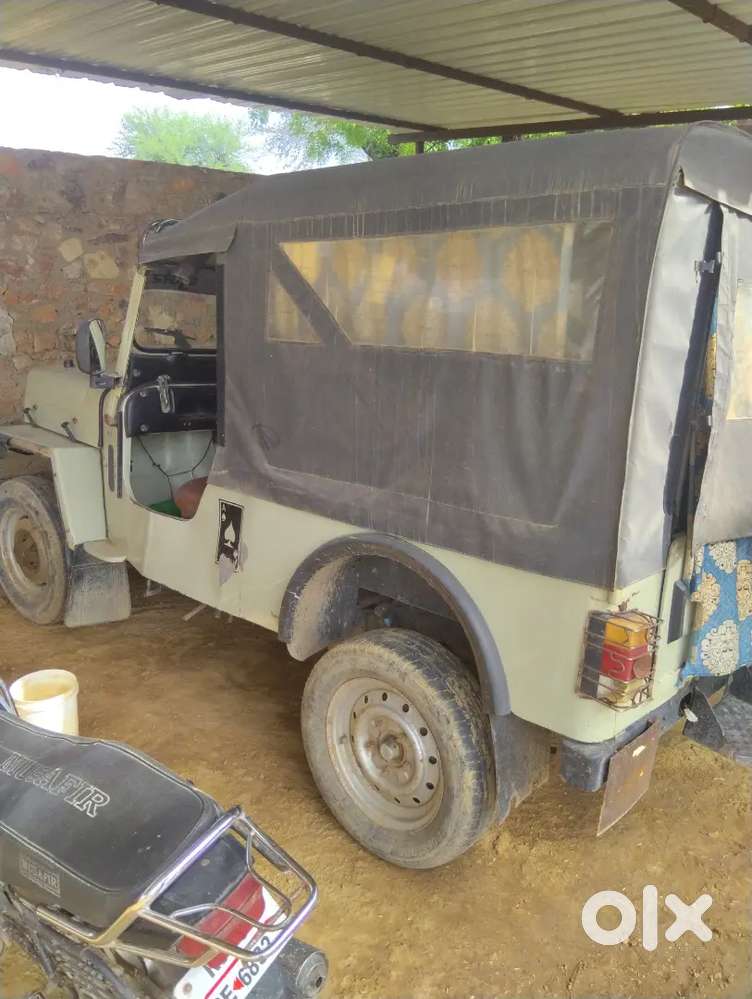 Mahindra Major Jeep 1995