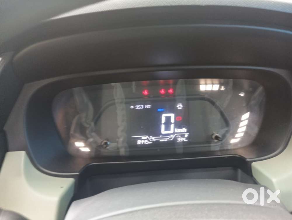 Tata Punch Petrol 2025