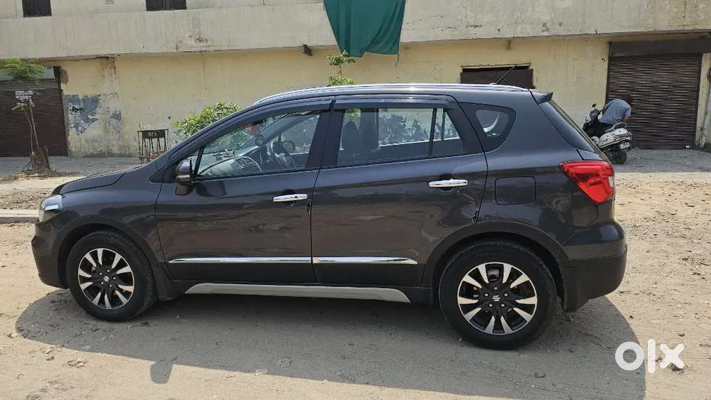 Maruti Suzuki S-cross Alpha Top Model