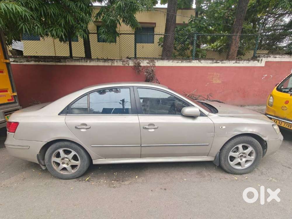 Hyundai Sonata Embera