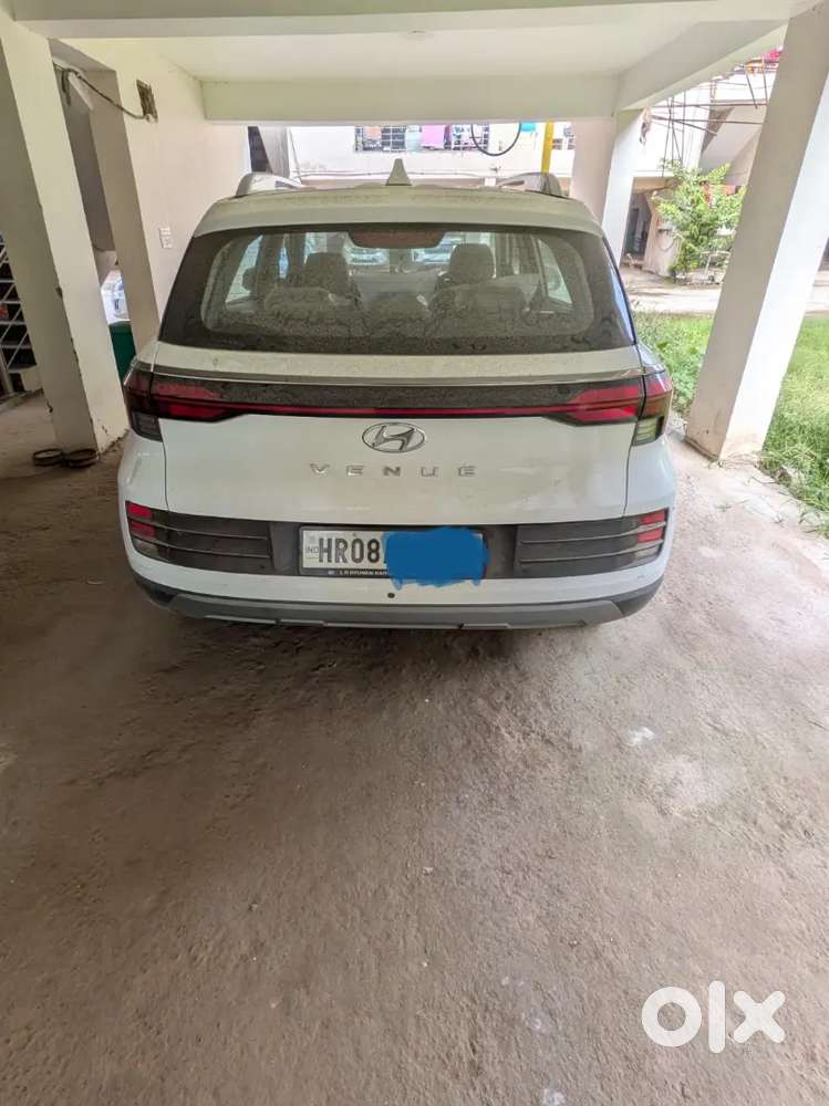 Hyundai Venue S Plus 1.2 Petrol Mt (oct 2024)  Hr-08  Mint Condition